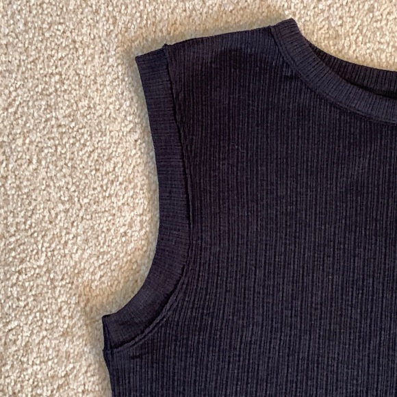 So Muscle Tank, Size Medium, Black Luxe - Picture 2 of 9